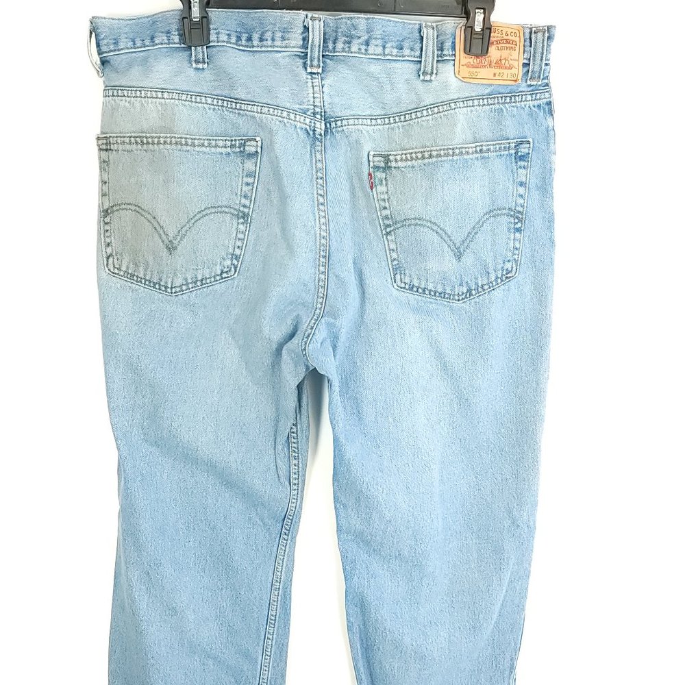 Levi's Jeans Men's 42x30 550 Relaxed Fit Blue Denim Faded Distressed - Picture 6 of 15
